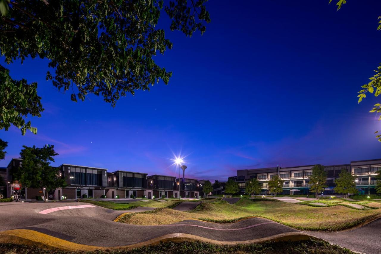 The Velo'S Hotel And Pumptrack Араниапратет Екстериор снимка